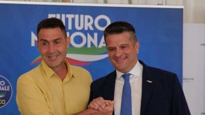 Vannacci mette un altro dito nell'occhio a Meloni: 