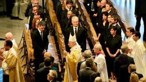 El Papa celebra la culminación de la Sagrada Família como faro contra el pecado y a Gaudí como guía del peregrinaje espiritual