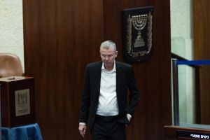 Knesset passes law giving justice minister control of internal police investigations