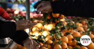 Φτωχαίνουμε με πολιτικό και οικονομικό σχέδιο