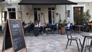Kendt Vejle-​café fik et uven­tet besøg