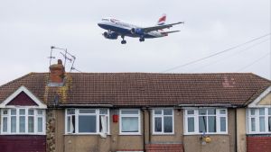 A shorter third runway at Heathrow is better than none