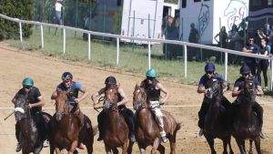 Mociano: cavalli in pista . E’ ultimo addestramento. Mattia Atzeni a Monteroni