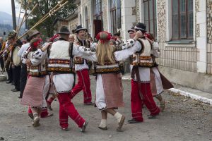 Language, power and the price of entry
