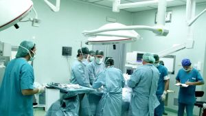 Muore in ospedale dopo il ricovero, le figlie denunciano, c’è l’inchiesta. La procura dispone l’autopsia
