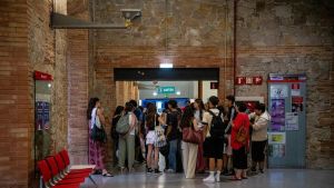 Un examen de Catalán sin ninguna autora mujer abre el último día de la selectividad en Catalunya: 