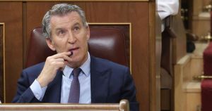 El PP abandona la moción de censura a Sánchez y espera a nuevos reveses judiciales para el PSOE