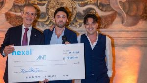 A Palazzo Pucci per malati oncologici: assegno di 3mila euro per Ant