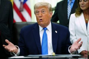 Trump: US to hit Iran ‘VERY HARD’ tonight, may take Kharg Island, despite ongoing talks