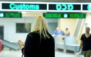 Israel refuses entry to French journalist due to anti-Israeli statements