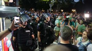 Počeo protest ispred Ustavnog suda povodom godinu dana od lokalnih izbora u Zaječaru