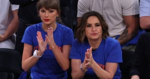 Taylor Swift sitting courtside at the Knicks’ historic win proves she’s the most powerful person in sports