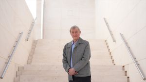 Hablando de Julian Barnes