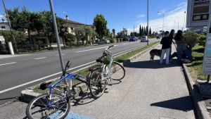 Anziano colto da un malore a Sacile: soccorso da tre studentesse in vacanza