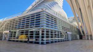 Oviedo apuesta fuerte por los congresos: el Ayuntamiento compra un local privado de 1.000 metros en el Calatrava para organizar comidas y cenas de gala