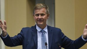 Jeg tillot meg noen stikk, svaret var karakterdrap