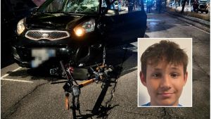 Milano, in due senza casco sul monopattino si schiantano contro un'auto: muore ragazzo di 18 anni