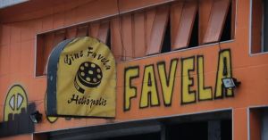 Entidades sociais fazem recenseamento da favela de Heliópolis, em SP
