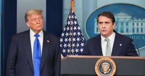 Du bliver bedste ven med Trump, hvis du forstår opgaven: Jagt hans fjender