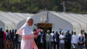Leone sui migranti mette al bando la retorica