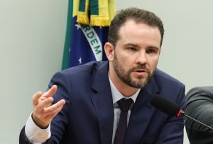 A hipocrisia do governo sobre tributação de igrejas