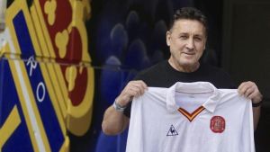 Carlos Muñoz, exjugador del Real Oviedo e internacional por España: 