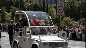 El papa en un país de ateos