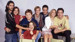Homenaje a las series españolas de los años 90: la ficción con ganas de entender a su sociedad