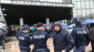 Condannato per una rapina, fa scattare il falso allarme: «C’è una bomba in tribunale»