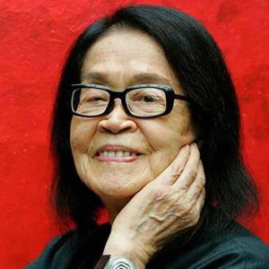 Tomie Ohtake é homenageada no projeto Joia de Artista