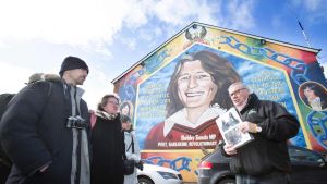Liadan Ní Chuinn, la nueva voz sin rostro del trauma de Irlanda de Norte