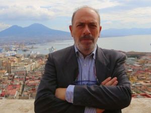 Nasce il Premio Alfredo d’Agnese per i giovani critici musicali: il Maggio della Musica gli dedica un concerto a Villa Pignatelli