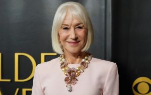 Helen Mirren receives prestigious British royal honor alongside Jewish recipients