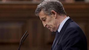 Los hombres muertos sí sangran