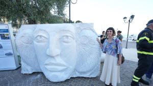 L’arte si fa bella e salva il mare. Nasce l’ecosistema d’autore. Cinque statute sott’acqua per la posidonia