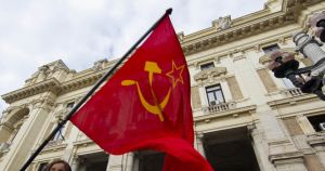 Quel filo rosso che lega la sinistra alle sue ossessioni