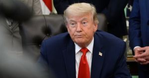 Iran e Trump, la firma da remoto: Hormuz e nucleare, cosa c'è in gioco