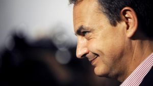Zapatero afronta su declaración cuestionando la colaboración de EEUU y con el reto de justificar el origen de sus joyas