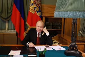 Путин первым из иностранных лидеров дозвонился в Белый Дом, чтобы поздравить Трампа с юбилеем