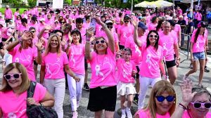 Un’onda rosa, a Prata la camminata di solidarietà per sostenere il Cro