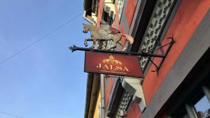 Efter halvandet år i Randers: Restaurant i historisk bygning har haft tæt på 30....