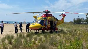 Rischiano di affogare in mare, salvataggi a Caorle e Bibione
