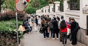 La regularización de migrantes rompe el techo de los 900.000 solicitantes