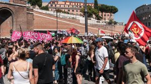Per fermare una donna le si augura uno stupro. È successo anche a me e non posso fare finta che sia normale