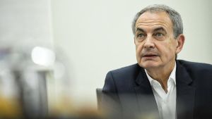 Zapatero pide aplazar sus explicaciones sobre las joyas ante el juez, pero mantiene su comparecencia sobre Plus Ultra