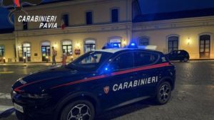 Auto a zig zag sulla Vigentina, alla guida due tredicenni: affidati ai servizi sociali