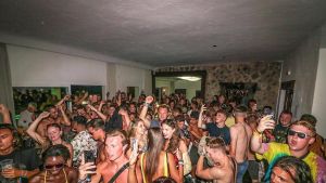 Fiestas ilegales y efecto llamada