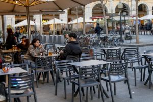Comerç, transport i hoteleria generen un 38% més de riquesa que no pas la indústria