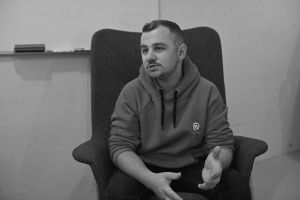 Borba koja mu je odredila životni put: Preminuo Fuad Halilović, heroj koji je perikama vraćao osmijeh na lice
