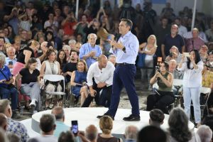 Τσίπρας: «Αν σε λίγες ώρες γίναμε αξιωματική αντιπολίτευση, σε λίγους μήνες θα γίνουμε και κυβέρνηση»